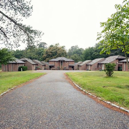 Ashridge House Hotel Berkhamsted Bagian luar foto